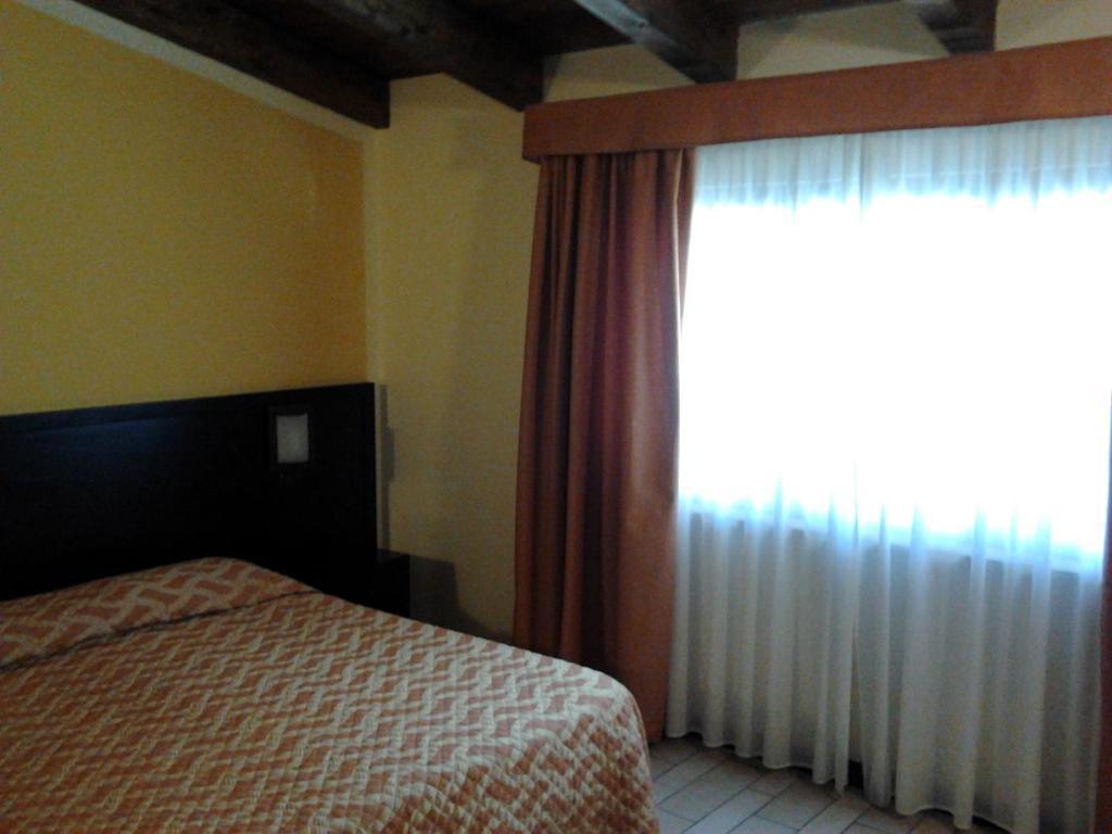 Agrihotel Papaya San Pietro Apostolo Δωμάτιο φωτογραφία